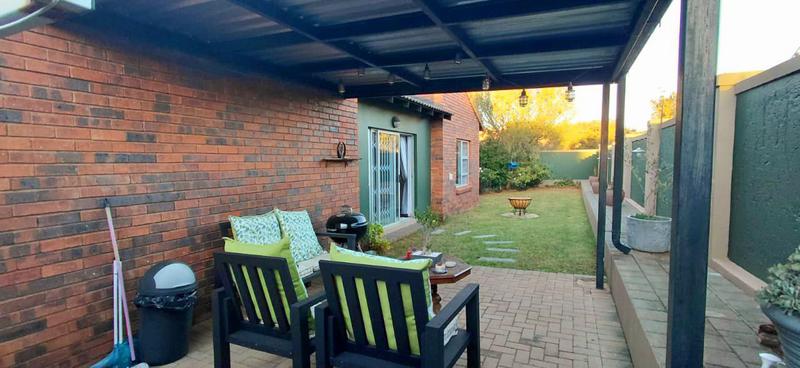 3 Bedroom Property for Sale in Pentagon Park Free State